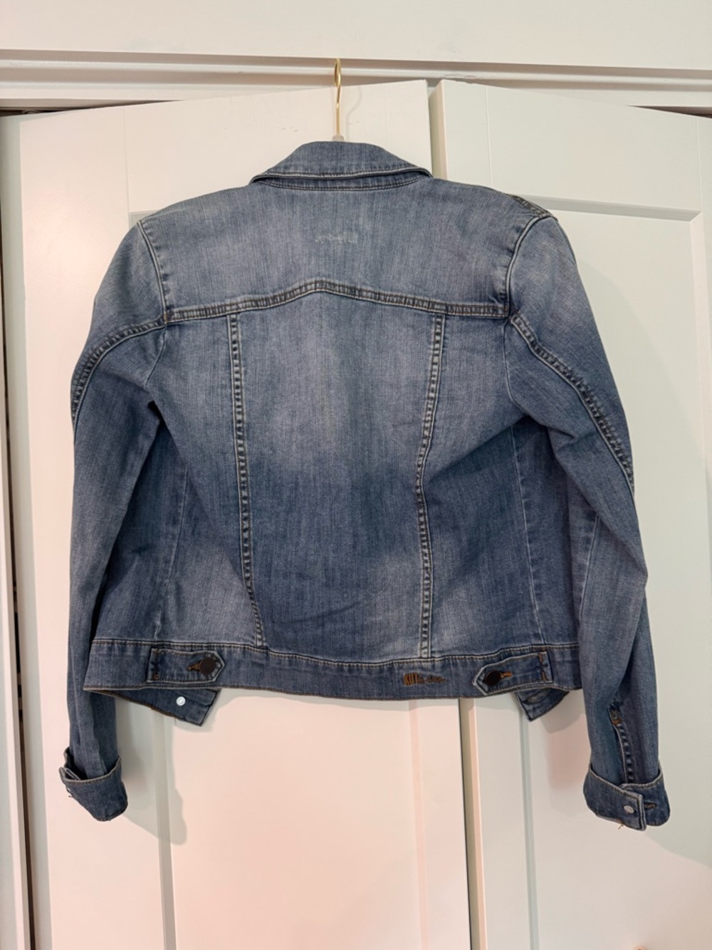 Kut from the Kloth Helena denim jacket - Picture 2 of 6